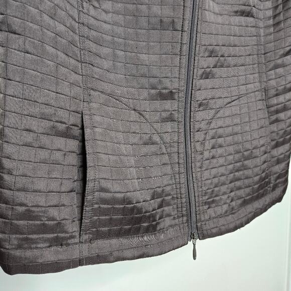 Chico's Quilted Dark Green/Gray Quilted Waffle Pattern 2way Zip Vest Sz 0/Small - Picture 5 of 10
